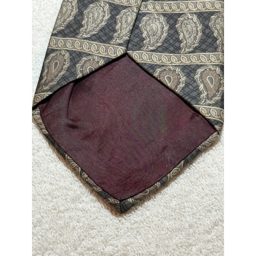 Henry Grethel Mens Silk Tie Brown Grey Paisley Italian Silk Made in USA 3.75